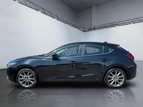 2018 Mazda Mazda3 Grand Touring