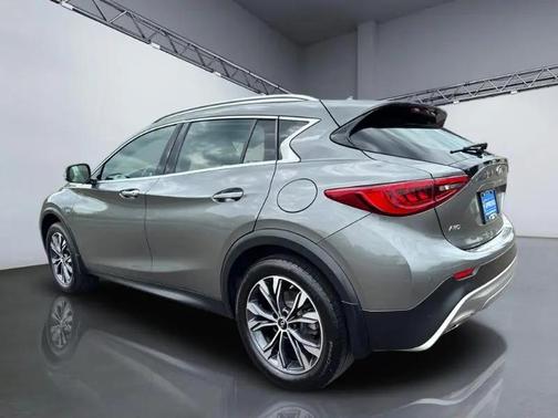Graphite Shadow 2018 INFINITI QX30 Premium