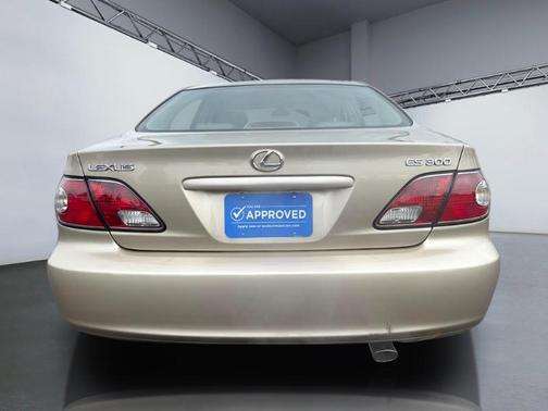 2003 Lexus ES 300 Base