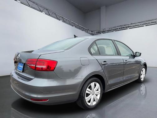 2015 Volkswagen Jetta Auto S w/Technology