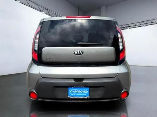 2015 Kia Soul Base