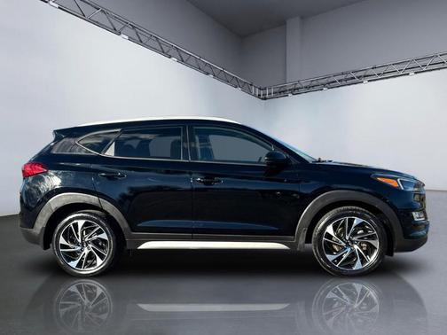 2020 Hyundai TUCSON Sport