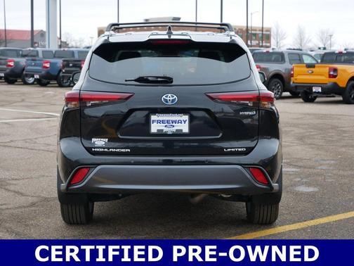 2024 Toyota Highlander Hybrid Limited