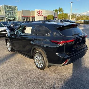 2024 Toyota Highlander Hybrid Limited