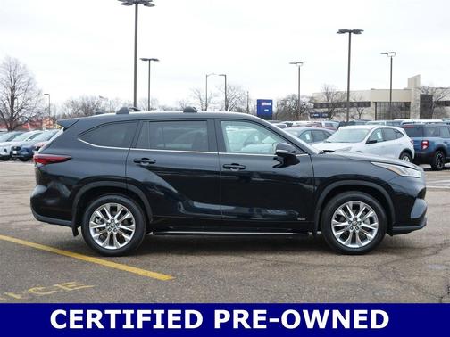 2024 Toyota Highlander Hybrid Limited