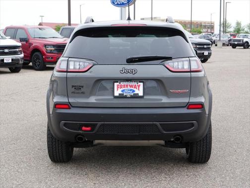 2022 Jeep Cherokee Trailhawk