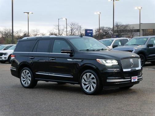 2024 Lincoln Navigator Premiere
