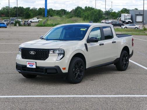 2025 Ford Maverick XLT