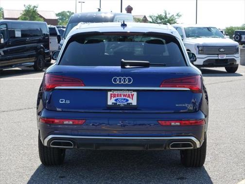 2023 Audi Q5 45 S line Premium Plus