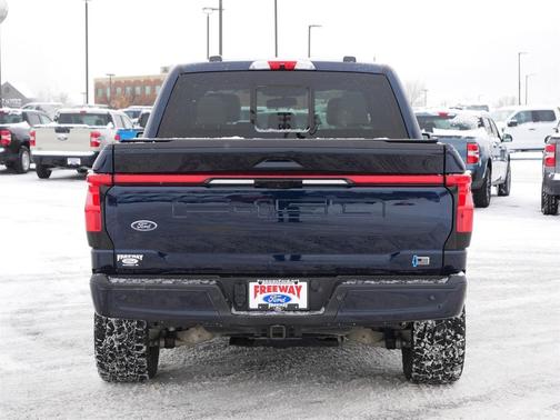 2022 Ford F-150 Lightning Platinum