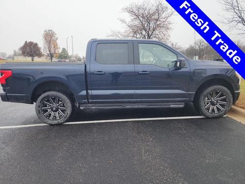 2022 Ford F-150 Lightning Platinum