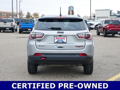 2024 Jeep Compass Trailhawk