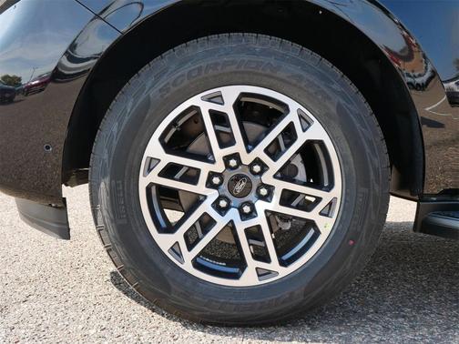 2025 Ford Expedition Max Active 4x4
