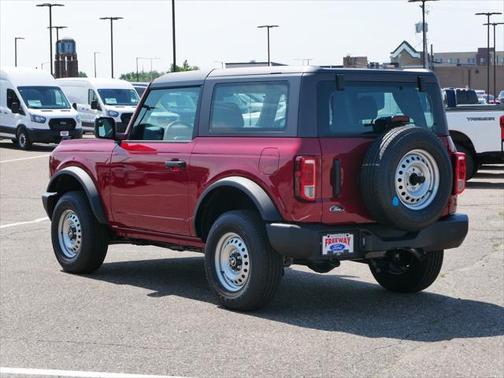 2025 Ford Bronco Base