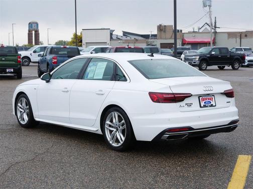 2023 Audi A4 45 S line Premium Plus
