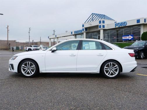 2023 Audi A4 45 S line Premium Plus