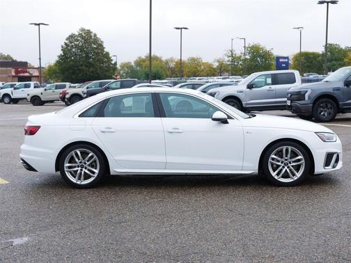 2023 Audi A4 45 S line Premium Plus