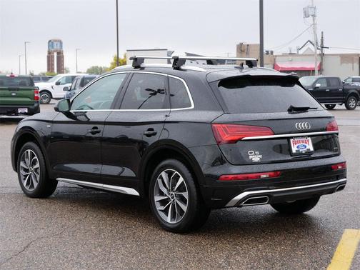 2023 Audi Q5 45 S line Premium Plus