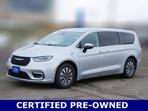 2023 Chrysler Pacifica Hybrid Limited
