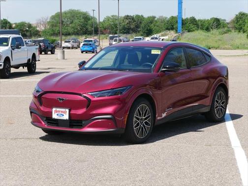 2025 Ford Mustang Mach-E Premium