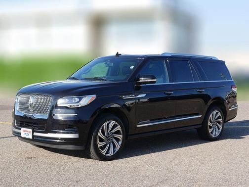 2024 Lincoln Navigator Premiere