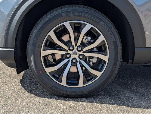 Carbonized Gray Metallic 2026 Ford Explorer ST-Line