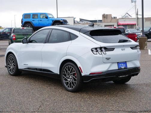 2022 Ford Mustang Mach-E GT