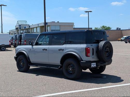 Avalanche Gray 2026 Ford Bronco Big Bend