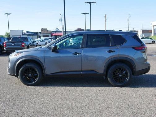 Gun Metallic 2024 Nissan Rogue S