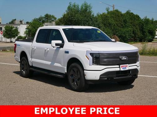 2025 Ford F-150 Lightning LARIAT