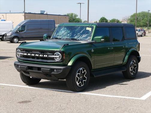 2025 Ford Bronco Outer Banks