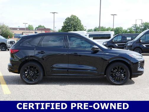 2024 Ford Escape ST-Line Elite