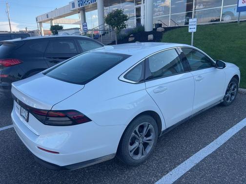 Platinum White 2023 Honda Accord EX