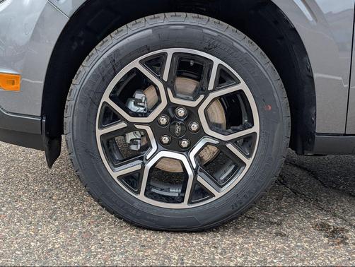 Carbonized Gray Metallic 2026 Ford Maverick Lariat