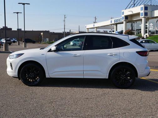 2024 Ford Escape ST-Line Elite