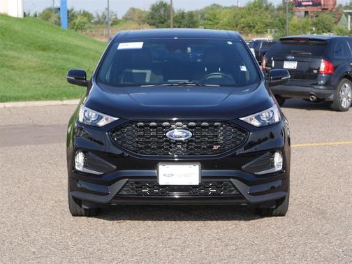 2022 Ford Edge ST