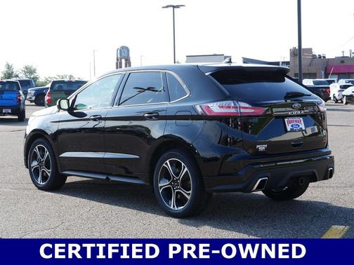 2022 Ford Edge ST