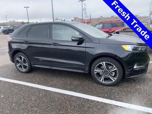 2022 Ford Edge ST