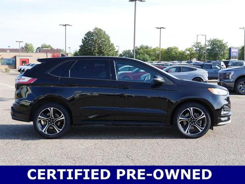 2022 Ford Edge ST
