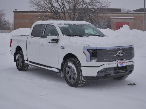 2025 Ford F-150 Lightning LARIAT