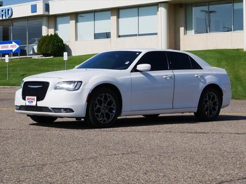 2015 Chrysler 300 S