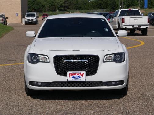 2015 Chrysler 300 S