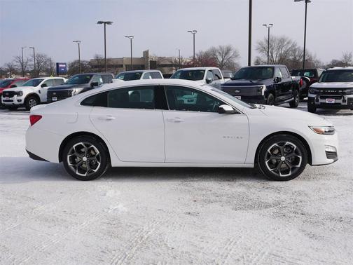 2024 Chevrolet Malibu FWD 1LT