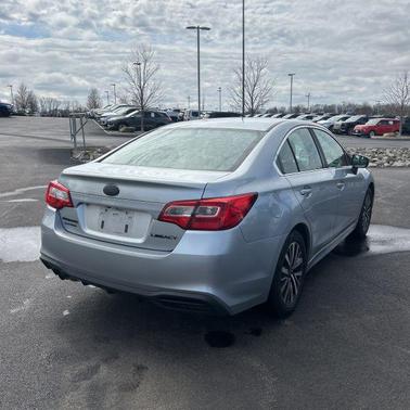 Ice Silver Metallic 2018 Subaru Legacy Base
