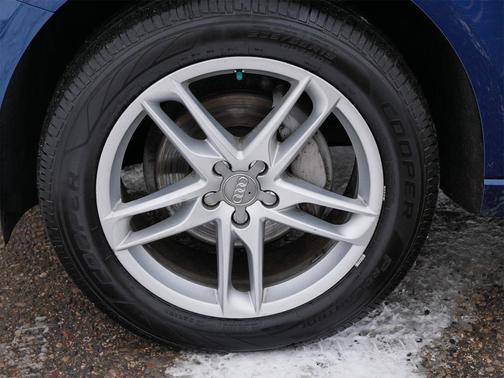 2014 Audi Q5 2.0T Premium Plus