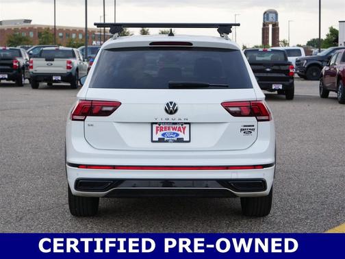 2022 Volkswagen Tiguan 2.0T SE R-Line Black 4MOTION