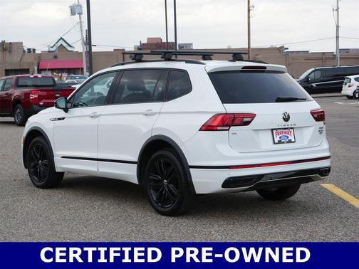 2022 Volkswagen Tiguan 2.0T SE R-Line Black 4MOTION