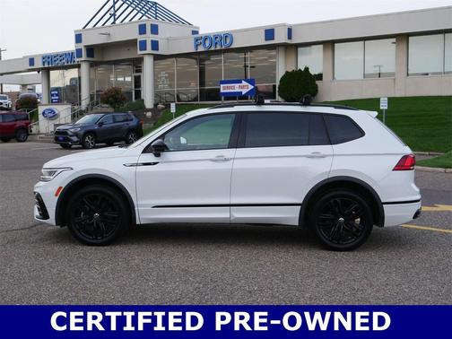 2022 Volkswagen Tiguan 2.0T SE R-Line Black 4MOTION