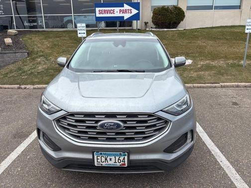 Iconic Silver Metallic 2020 Ford Edge SEL