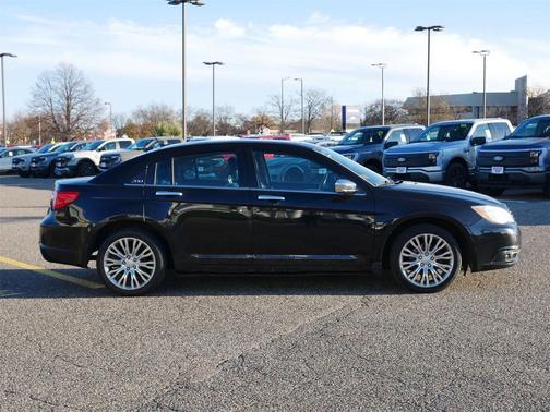 2012 Chrysler 200 Limited